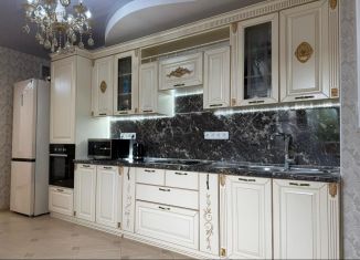 Продаю 3-ком. квартиру, 78.7 м2, Астрахань, улица Набережная Приволжского Затона, 4, ЖК Адмирал