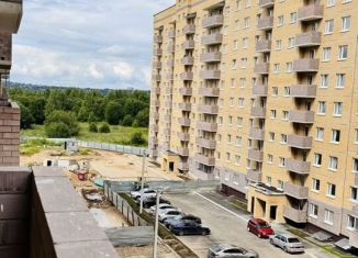 Трехкомнатная квартира на продажу, 77.2 м2, Смоленск, Краснинское шоссе, 28А