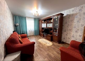 Продаю 2-ком. квартиру, 52 м2, Воронеж, улица Генерала Лизюкова, 23