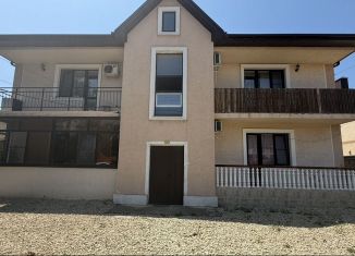 Продается двухкомнатная квартира, 66 м2, село Витязево, Греческая улица, 46