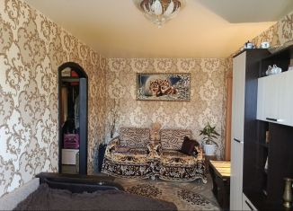 Продам 2-ком. квартиру, 41 м2, Рошаль, улица Октябрьской Революции, 19/2