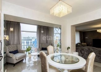 Трехкомнатная квартира на продажу, 142 м2, Тюмень, улица Кузнецова, 13