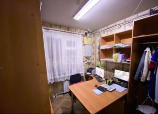 Продается торговая площадь, 69.8 м2, Рыбинск, улица 9 Мая, 27