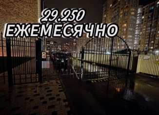 Продаю 1-ком. квартиру, 45 м2, Махачкала, проспект Насрутдинова, 160, Ленинский внутригородской район