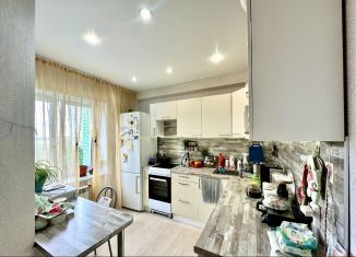 Продаю 2-ком. квартиру, 44 м2, Татарстан, улица Виктора Полякова, 3