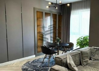 Сдаю 2-комнатную квартиру, 62 м2, Татарстан, улица Оренбургский Тракт, 8Б