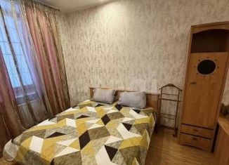 Сдам в аренду двухкомнатную квартиру, 80 м2, Татарстан, улица Карла Фукса, 12