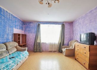 Продам 1-ком. квартиру, 41 м2, село Мариинский, Лазурная улица, 7