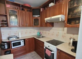 Трехкомнатная квартира на продажу, 67.5 м2, Бийск, Ленинградская улица, 57