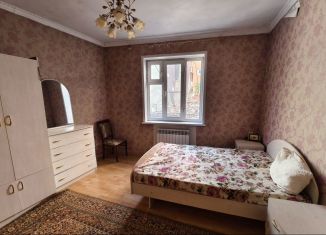 Сдам в аренду дом, 100 м2, Махачкала, Кировский внутригородской район, переулок Ардова, 4