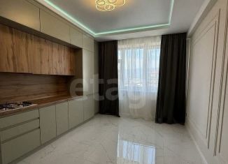 Продам 2-комнатную квартиру, 85 м2, Дагестан, улица Бейбулатова, 13А