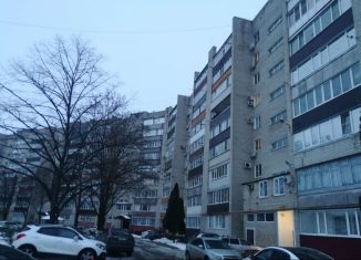 Четырехкомнатная квартира на продажу, 110 м2, Армавир, улица Ефремова, 111