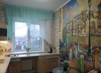 Сдаю в аренду однокомнатную квартиру, 32 м2, Ульяновская область, Сенная улица, 36