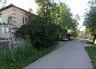 Продаю 2-комнатную квартиру, 46 м2, поселок городского типа Суходол, улица Пушкина, 20