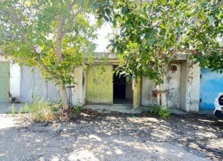 Продам гараж, Евпатория, улица Строителей, 3
