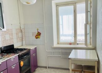 Продам 2-комнатную квартиру, 55 м2, Обнинск, проспект Маркса, 49