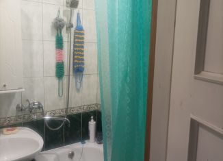 Продается 3-ком. квартира, 59.3 м2, Саратовская область, улица Пархоменко, 54