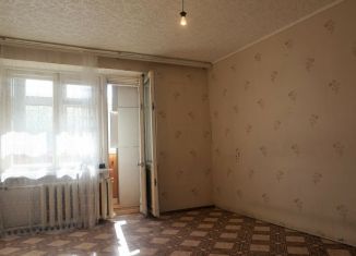 Продается двухкомнатная квартира, 45 м2, Екатеринбург, улица Ломоносова, 55