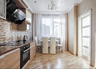 Сдается 2-ком. квартира, 65 м2, Красногорск, Школьная улица, 1