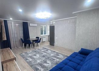 Сдается трехкомнатная квартира, 60 м2, Ялта, улица Калинникова, 5