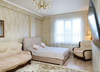 Сдача в аренду 1-ком. квартиры, 60 м2, Дагестан, улица Даниялова, 95к1