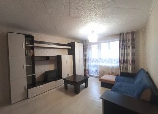 Продам 3-ком. квартиру, 65 м2, Екатеринбург, Советская улица, 52